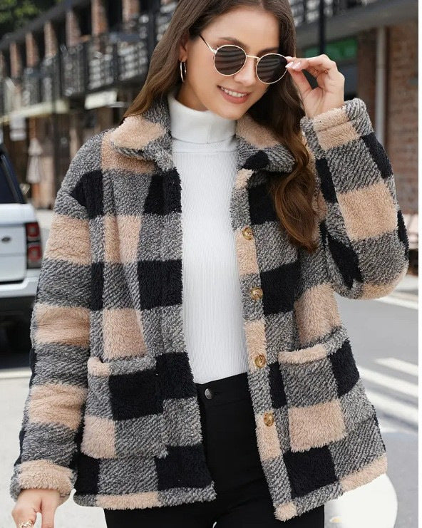Chic Women's Plaid Fleece Coat with Patch Pockets, Long Sleeve, Casual Winter Fashion Outerwear