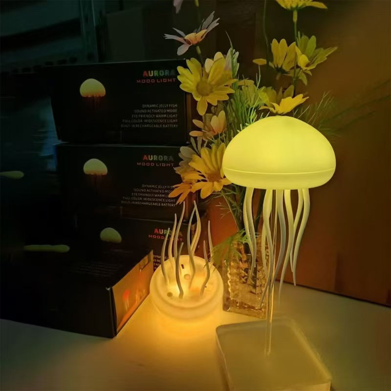 Voice-controlled jellyfish lamp